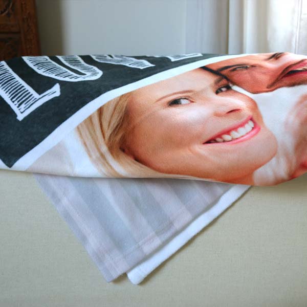 Personalize your own photo fleece blanket with Winkfalsh