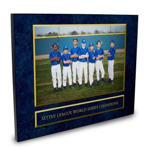 Perfect for coworkers or employees, our customized photo award plaques are sure to celebrate any achievement or milestone.