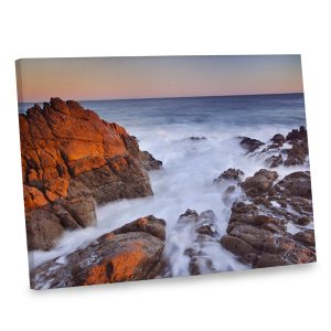 Incorporate the beauty of the ocean into your home's interior with our ocean photo canvas.